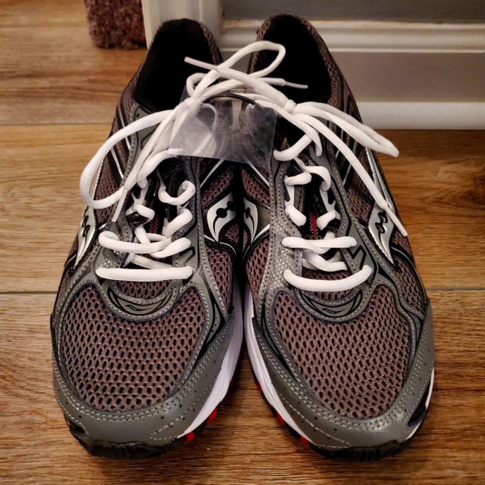 Women's Size 11 Saucony Running Shoes Gray & Red In Color